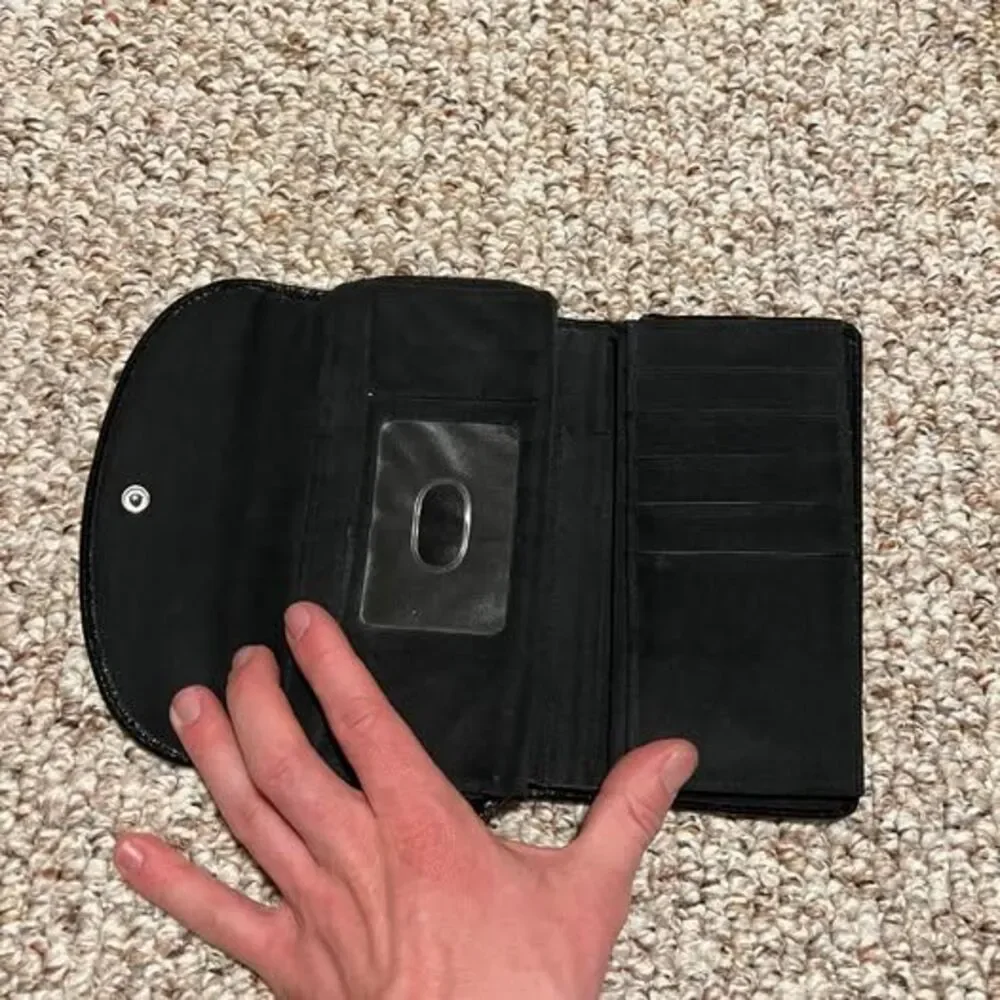 Vintage Buxton Black Leather Wallet